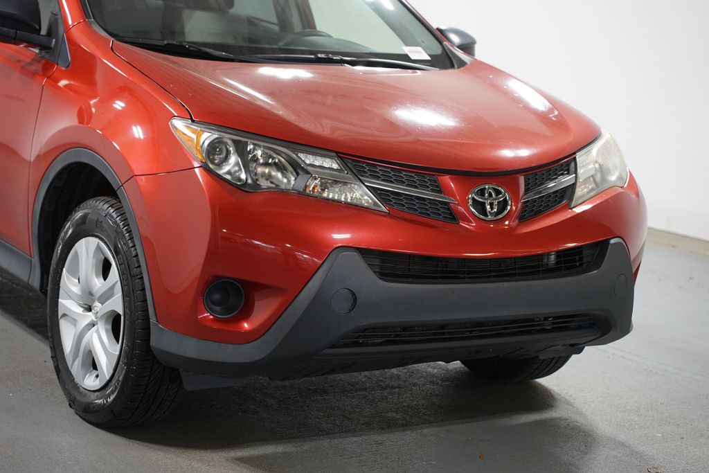 Thumbnail: 2014 Toyota RAV4 - 4