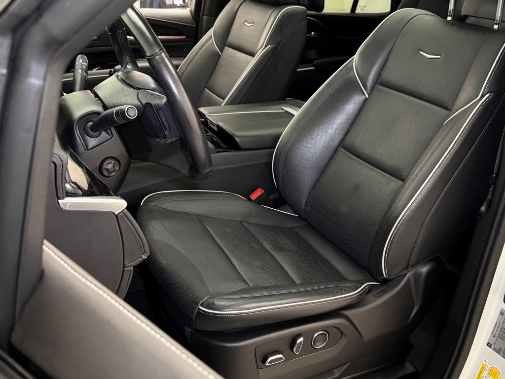 2021 Cadillac Escalade Sport 31