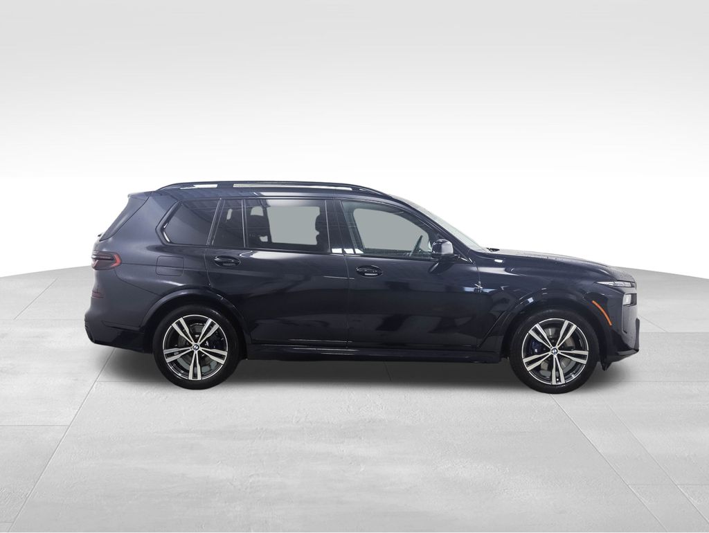 Thumbnail: 2023 BMW X7 - 6