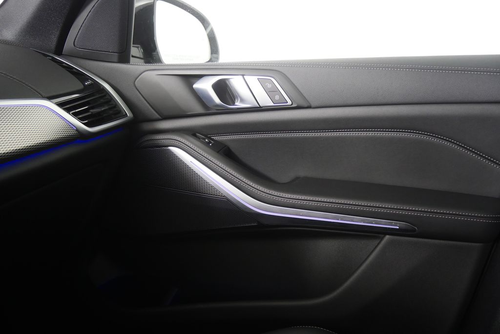 Thumbnail: 2023 BMW X5 - 25