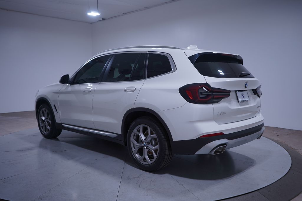 Thumbnail: 2022 BMW X3 - 3