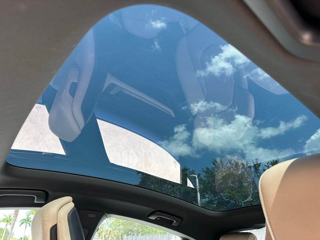 2020 Porsche Taycan 4S 27