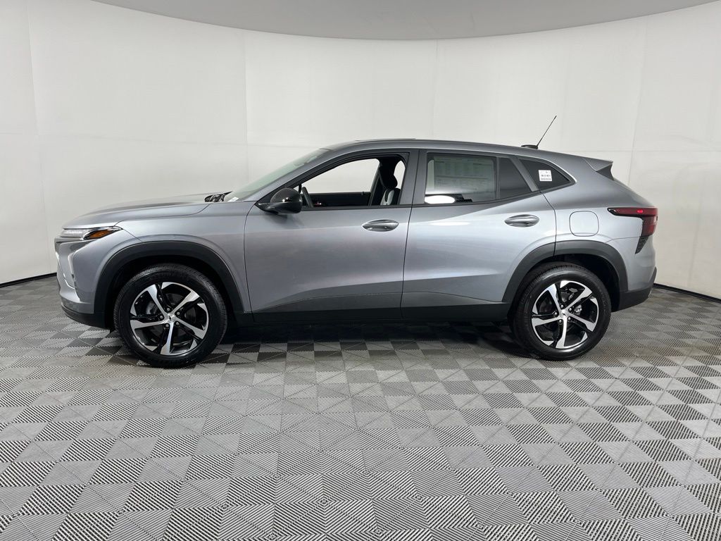 Thumbnail: 2026 Chevrolet Trax - 2
