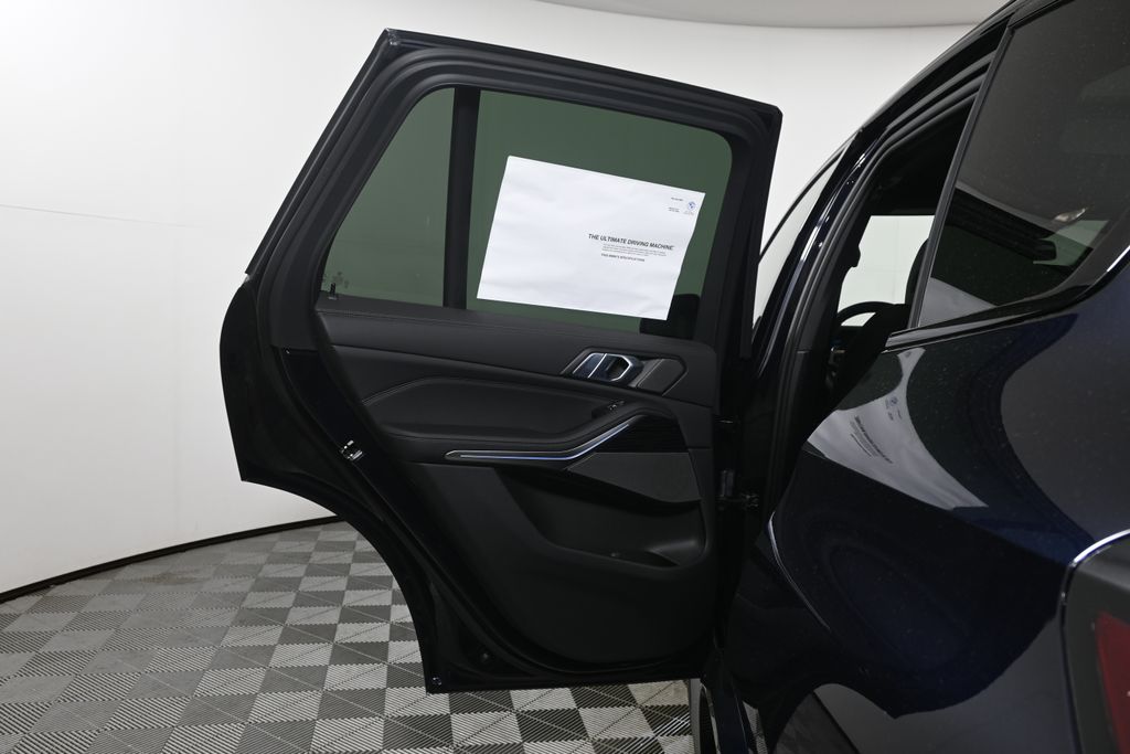 Thumbnail: 2026 BMW X5 - 30