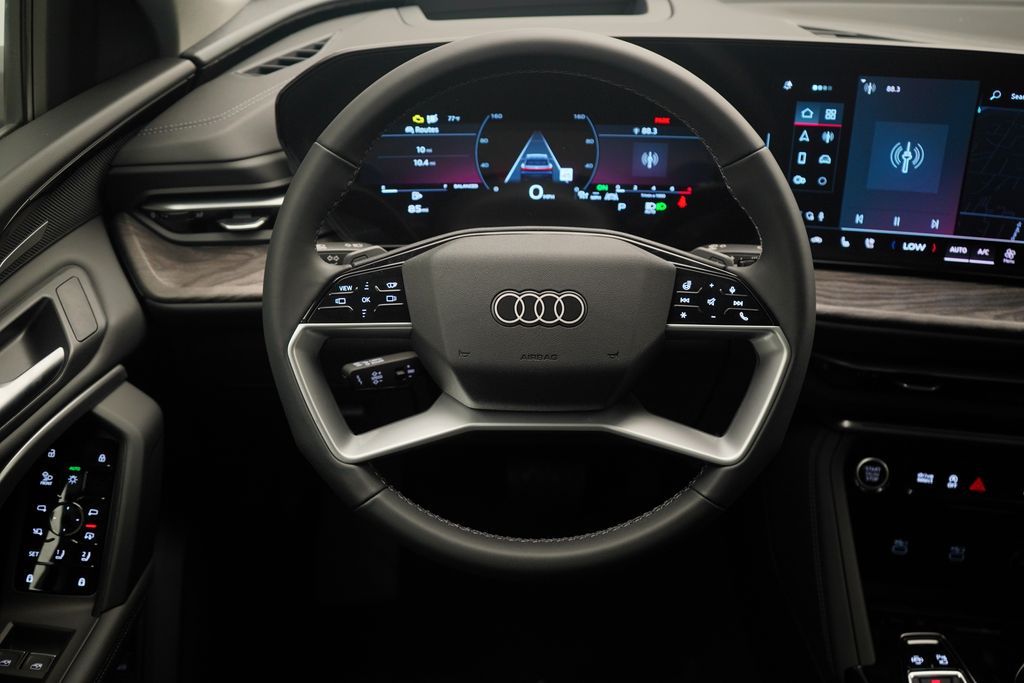 Thumbnail: 2025 Audi Q5 - 9