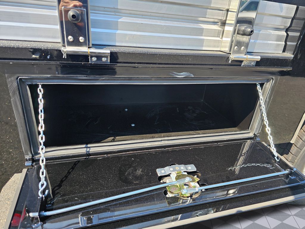 New 2025 White Ford XL image 17