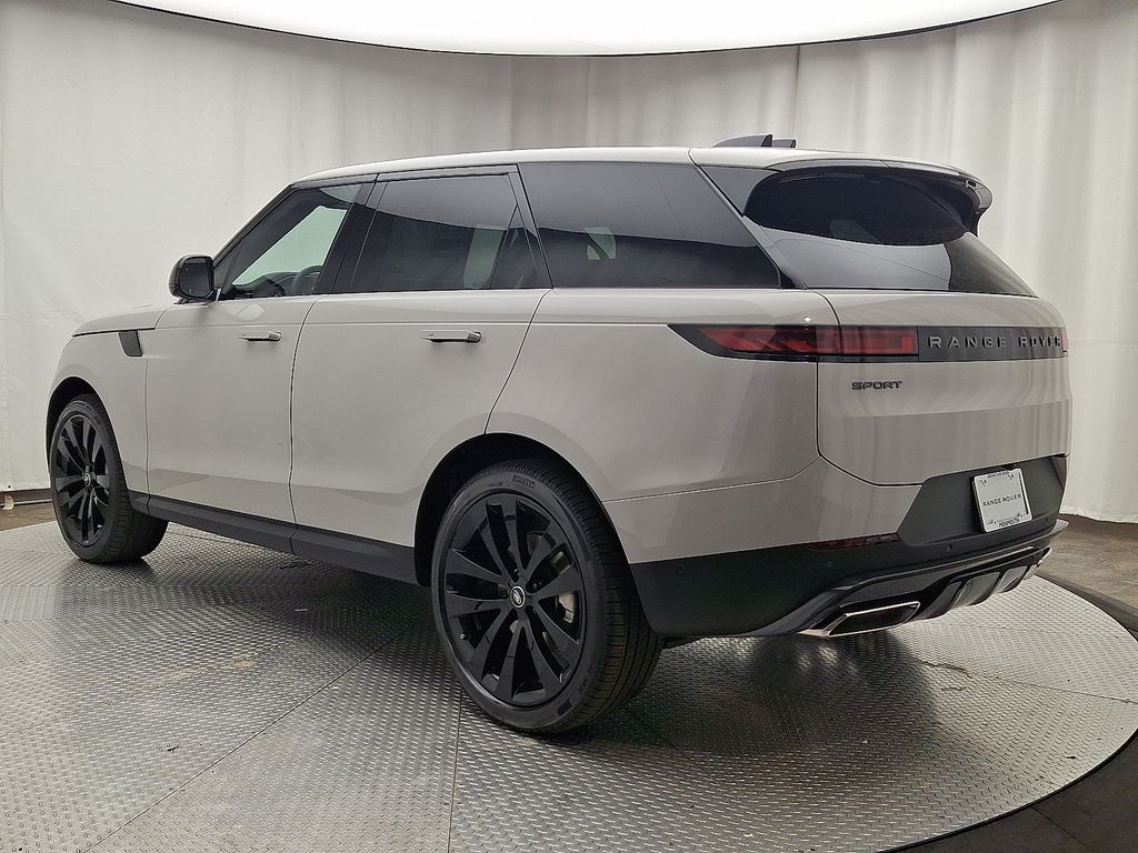 Thumbnail: 2025 Land Rover Range Rover Sport - 4