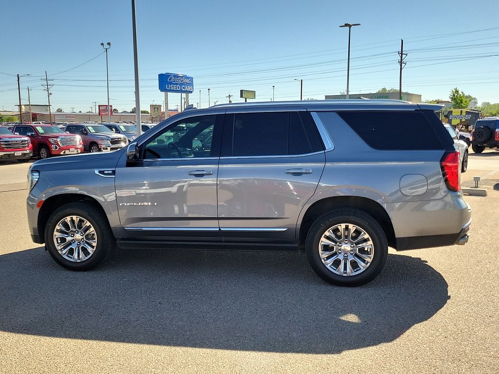 2022 GMC Yukon Denali - 5
