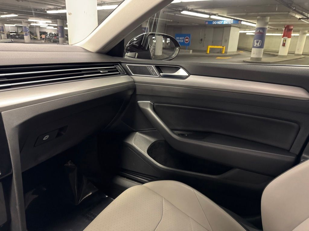 2019 Volkswagen Arteon SE photo 25
