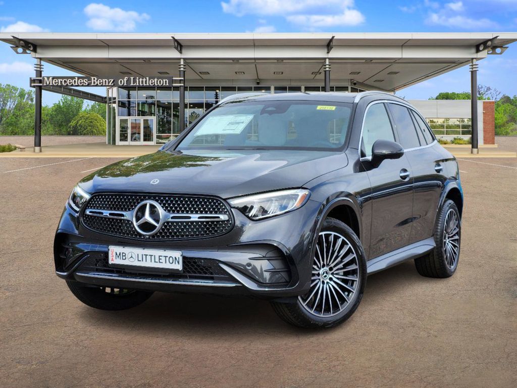 2025 Mercedes-Benz GLC GLC 300 1