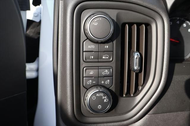 Thumbnail: 2026 Chevrolet Silverado 1500 - 18