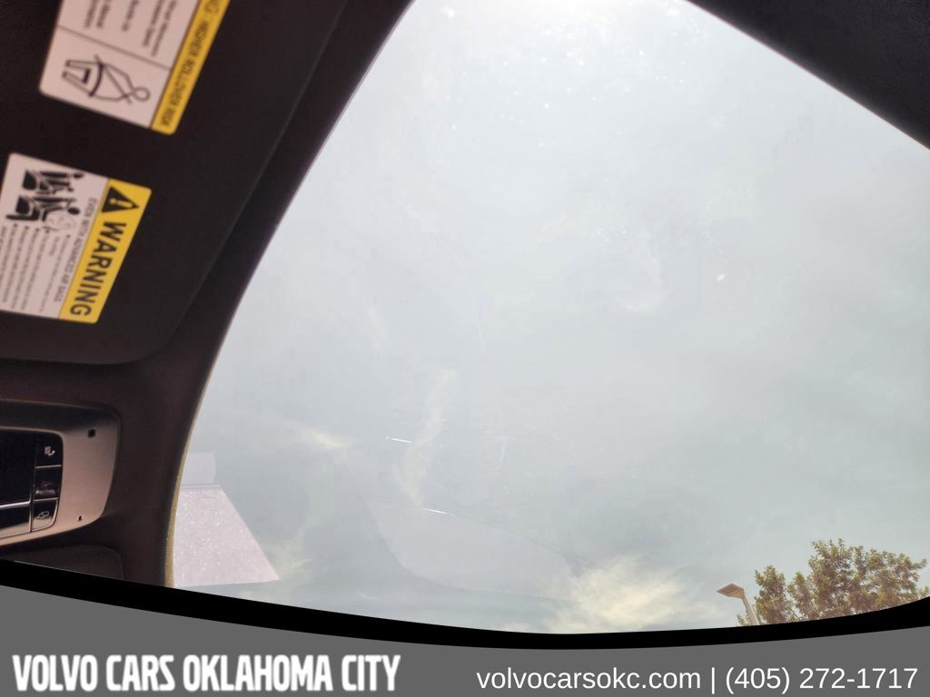 2025 Volvo EX30 Plus - Photo 24