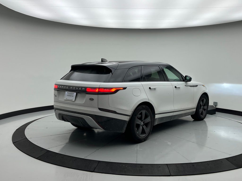 Thumbnail: 2018 Land Rover Range Rover Velar - 5