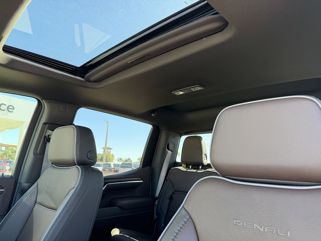 new 2025 GMC Sierra 1500 car, priced at $71,081