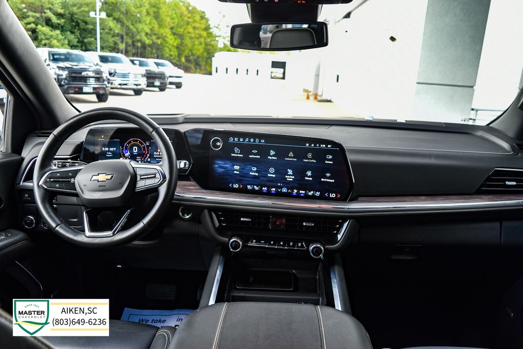 Used 2025 Chevrolet Suburban SUV