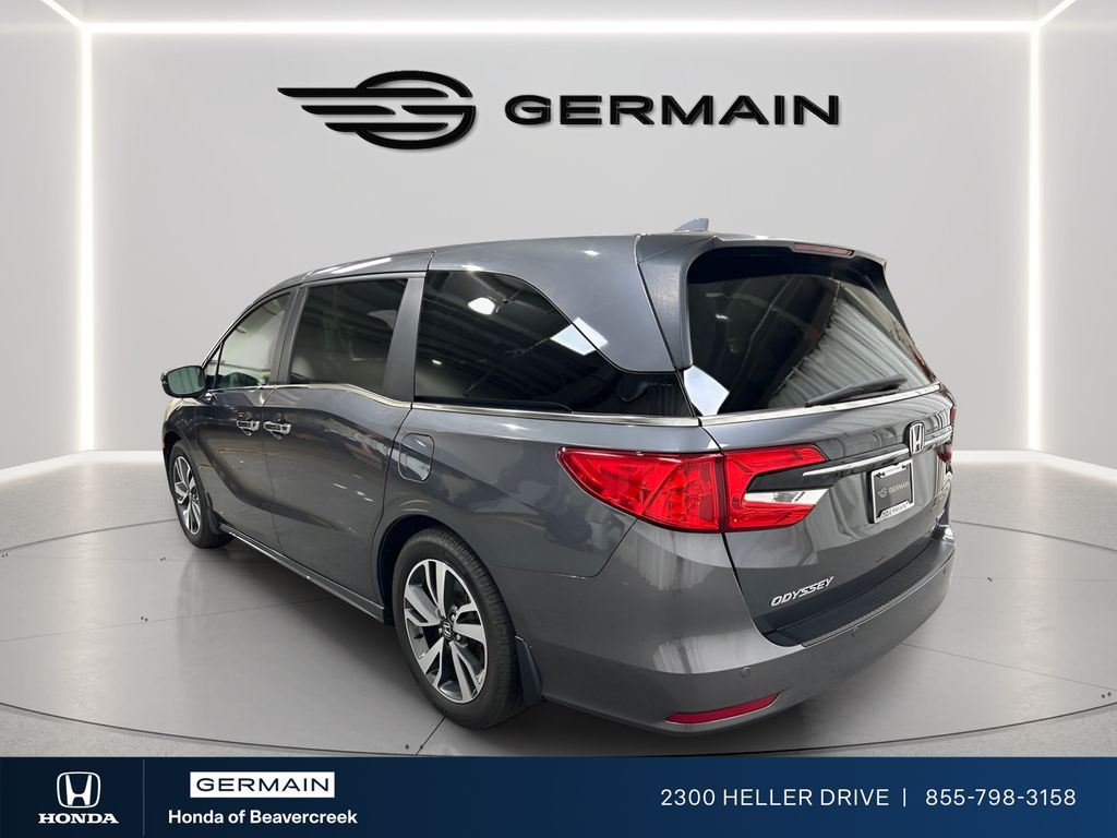 Used 2024 Gray Honda Touring image 6
