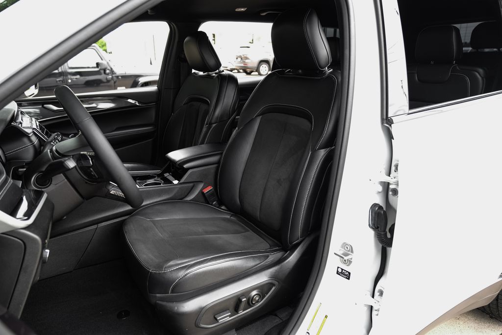 used 2023 Jeep Grand Cherokee L car, priced at $25,262