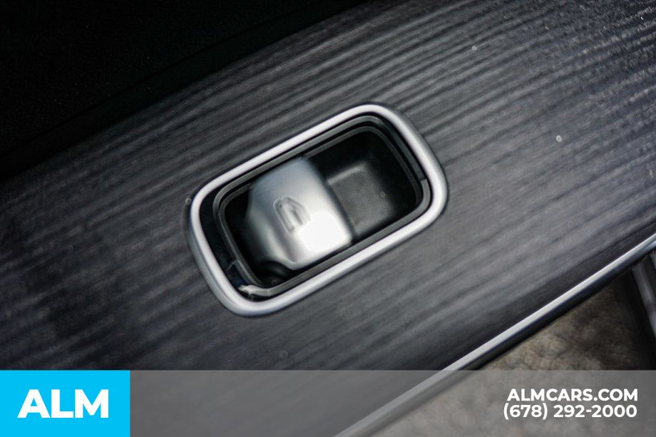 Used 2024 Black Mercedes-Benz 450 image 54