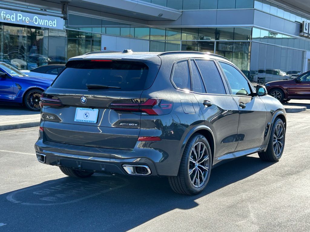 2025 BMW X5 xDrive50e 5