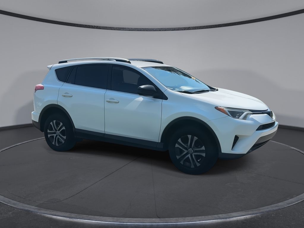 Thumbnail: 2018 Toyota RAV4 - 2