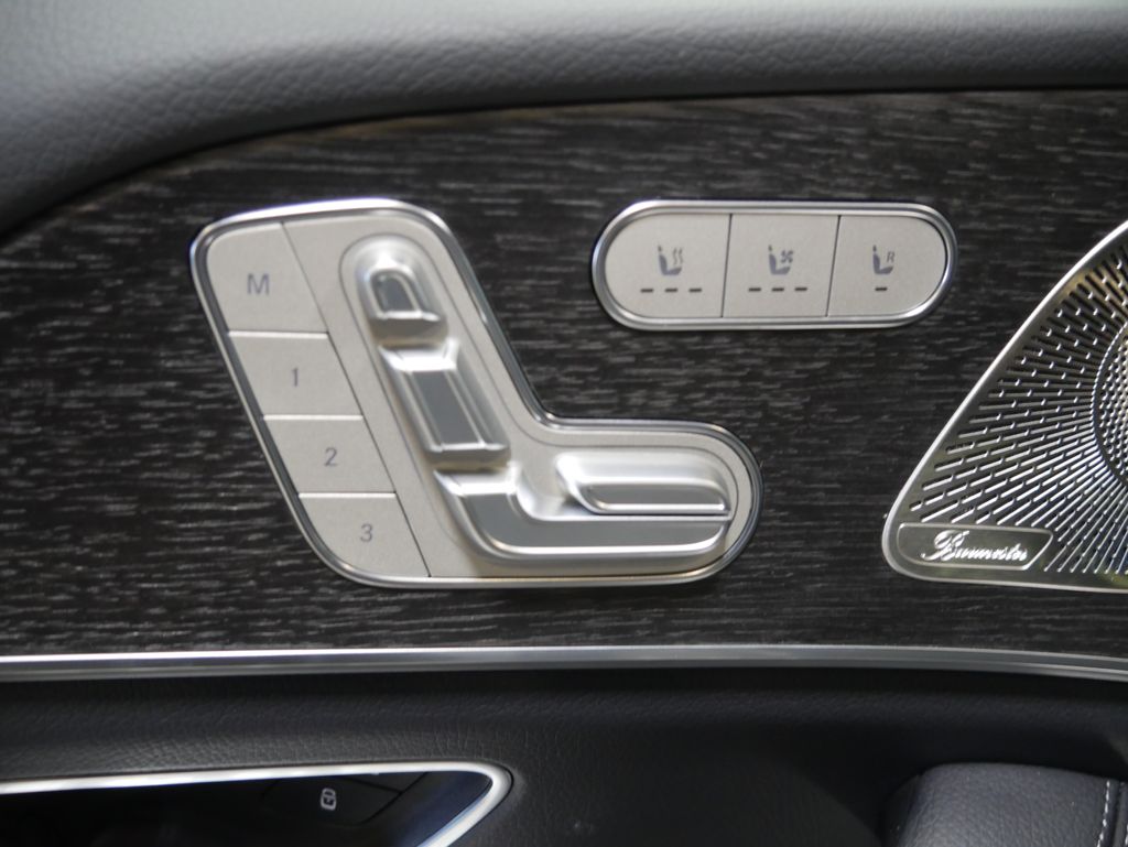 Thumbnail: 2026 Mercedes-Benz GLE - 16