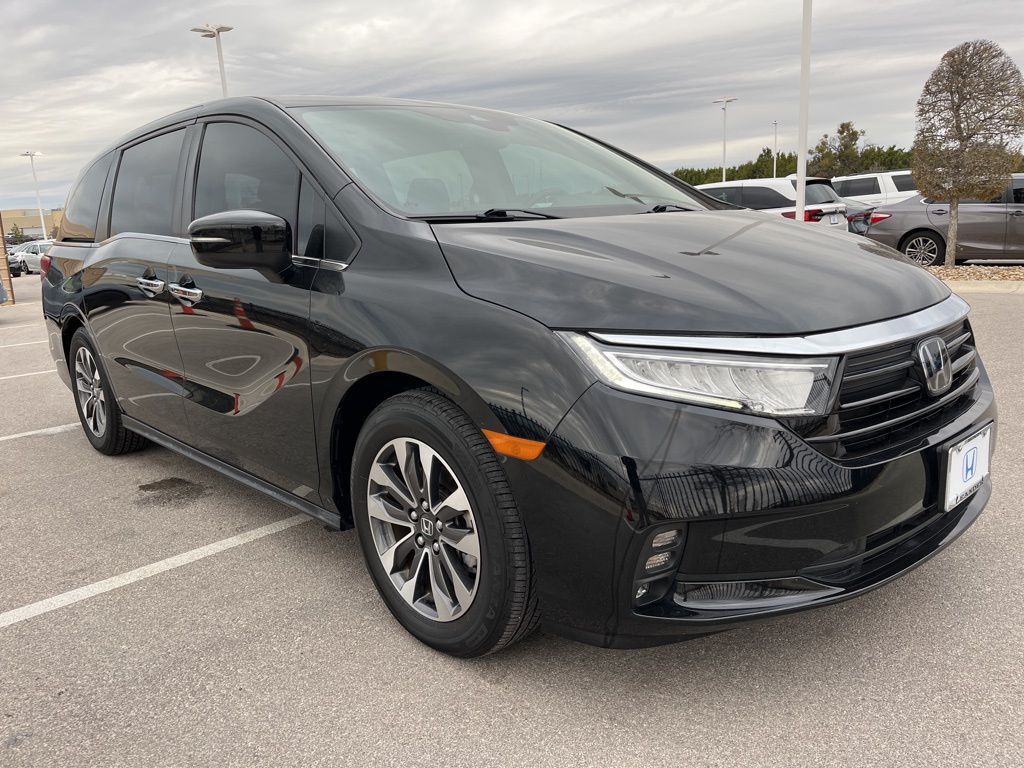 Thumbnail: 2023 Honda Odyssey - 3