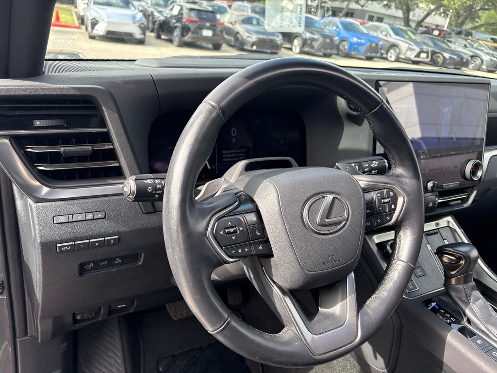 Thumbnail: 2024 Lexus GX - 13