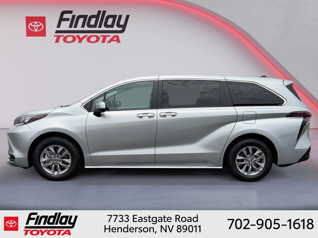 Used 2025 Toyota Sienna Van