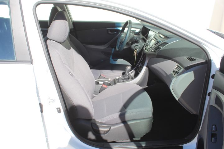 Used Car 2016 Hyundai Elantra  Se For Sale Under $10,000 In Georgetown, Texas