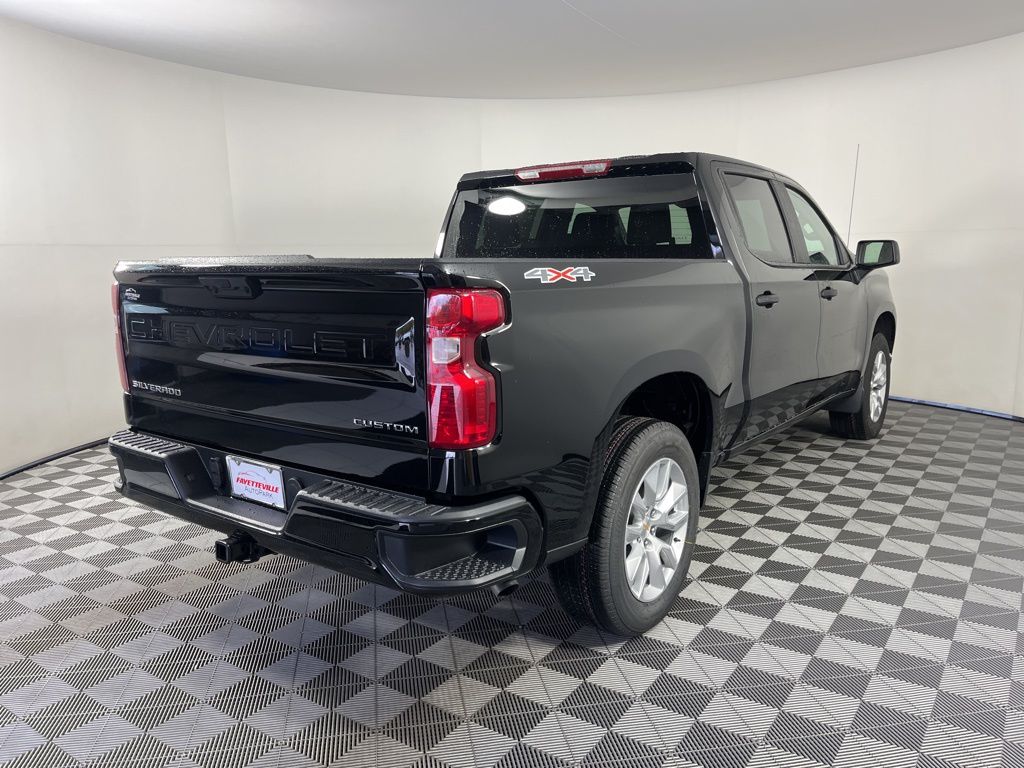 2025 Chevrolet Silverado 1500 Custom 5