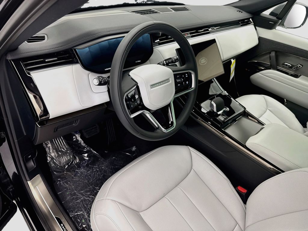 Thumbnail: 2026 Land Rover Range Rover Sport - 9