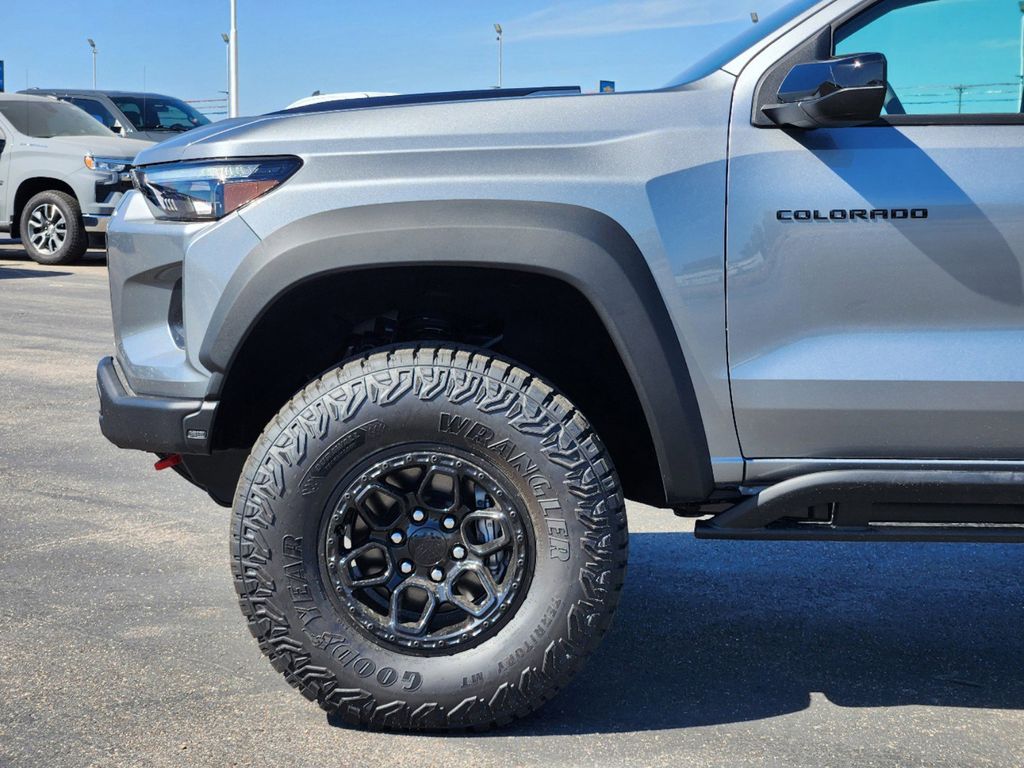 2024 Chevrolet Colorado ZR2 6