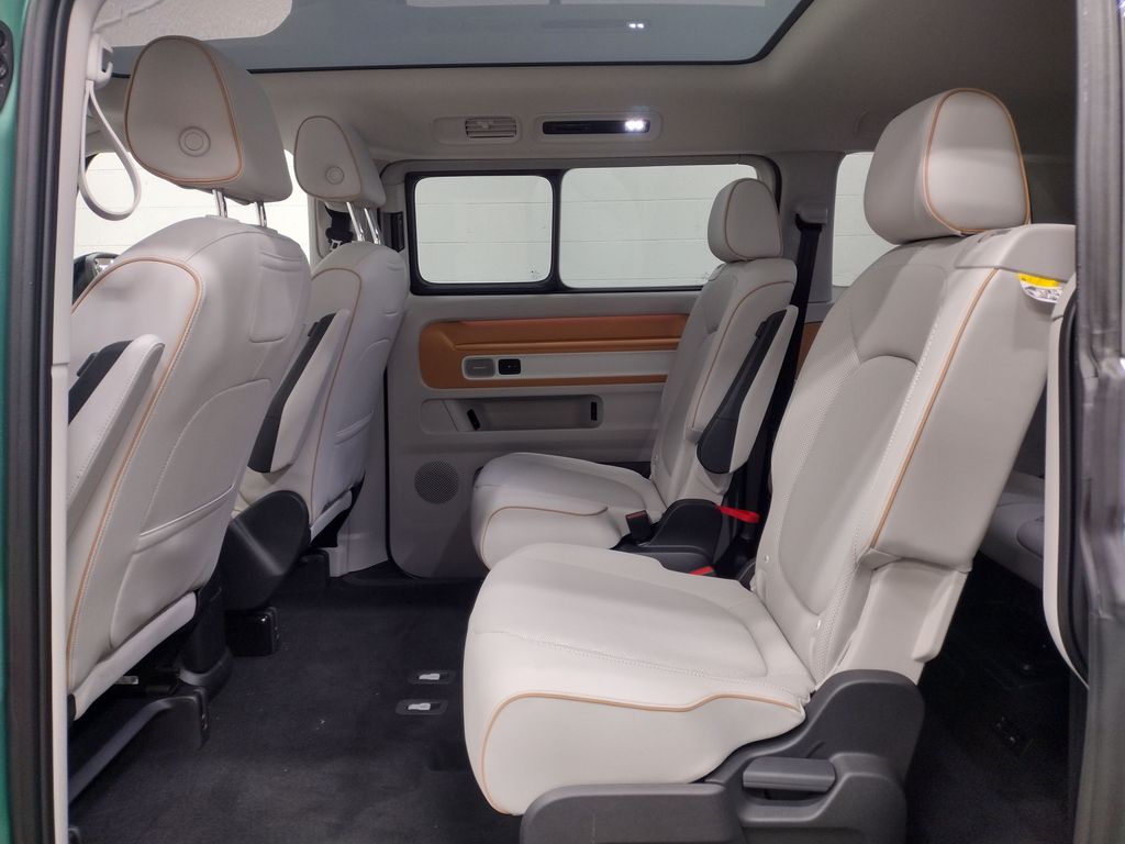 2025 Volkswagen ID. Buzz Pro S Plus