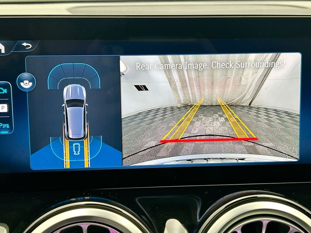 Thumbnail: 2025 Mercedes-Benz GLB - 14