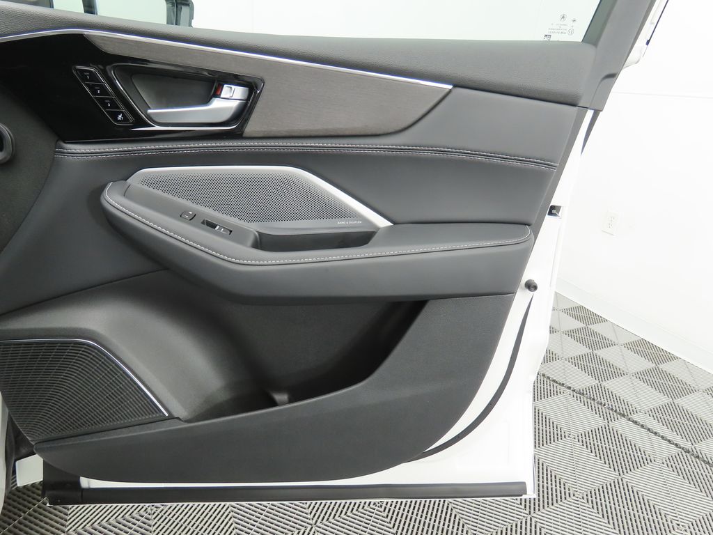 Thumbnail: 2026 Acura MDX - 25