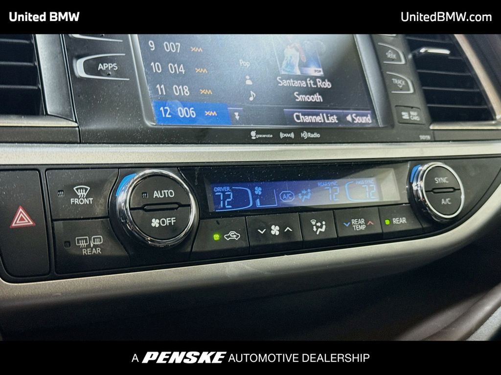 Thumbnail: 2016 Toyota Highlander - 17