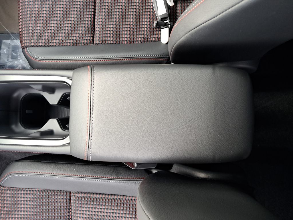 2026 Nissan Kicks SR White at South Hills Kia