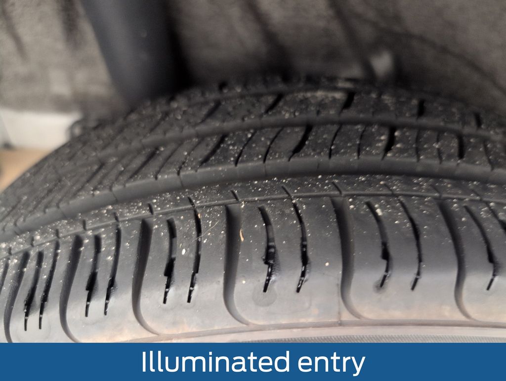 Certified Used 2020 Silver Hyundai SEL image 20