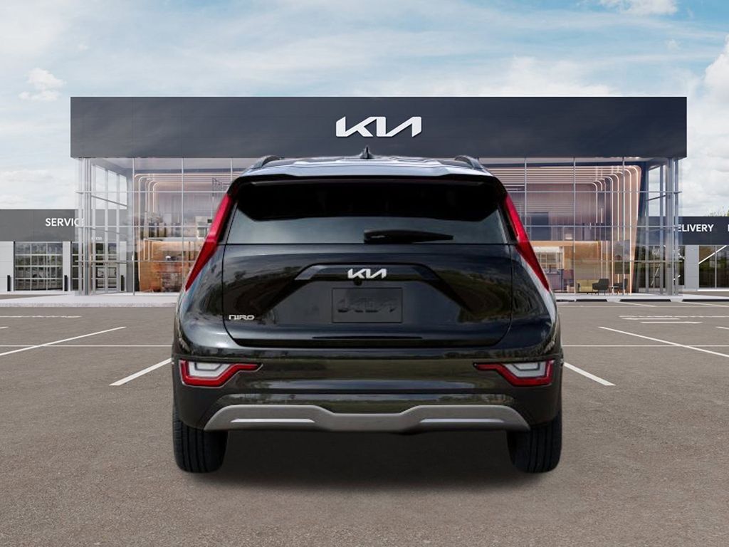 New 2025 Aurora Black Pearl Kia WAVE image 5