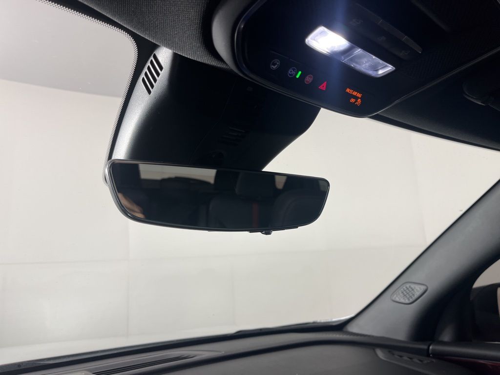 Thumbnail: 2024 Chevrolet Traverse - 26