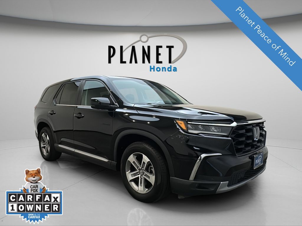 Crystal Black Pearl 2024 Honda Pilot SUV / Crossover All-Wheel Drive Automatic