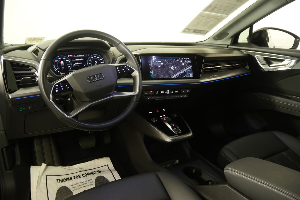 Thumbnail: 2022 Audi Q4 e-tron - 20