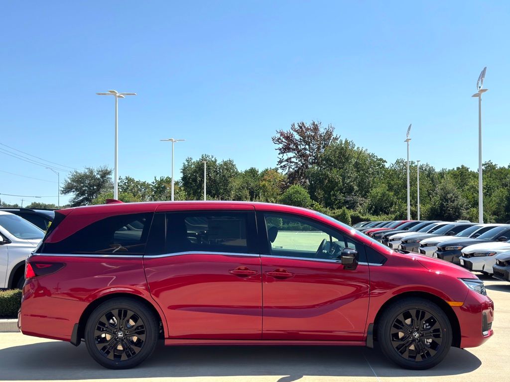 2026 Honda Odyssey Sport-L Red at Community Honda