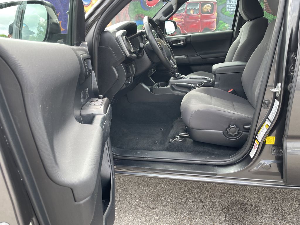 Used 2018 Toyota Tacoma Truck