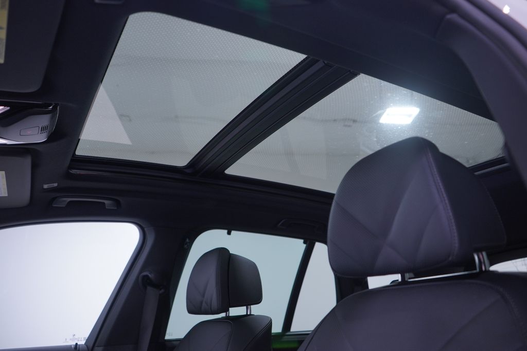 Thumbnail: 2026 BMW X5 - 8