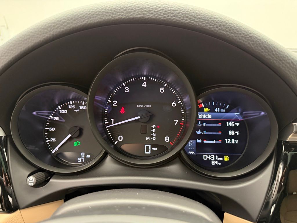 Thumbnail: 2026 Porsche Macan - 11