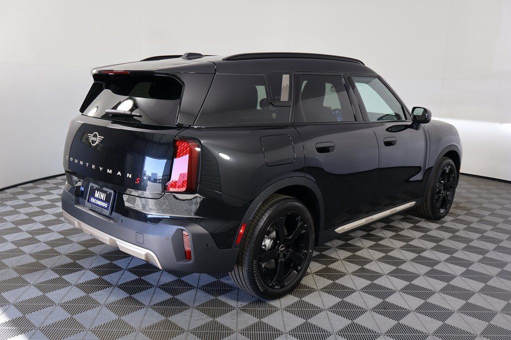 Thumbnail: 2026 MINI Cooper Countryman - 2