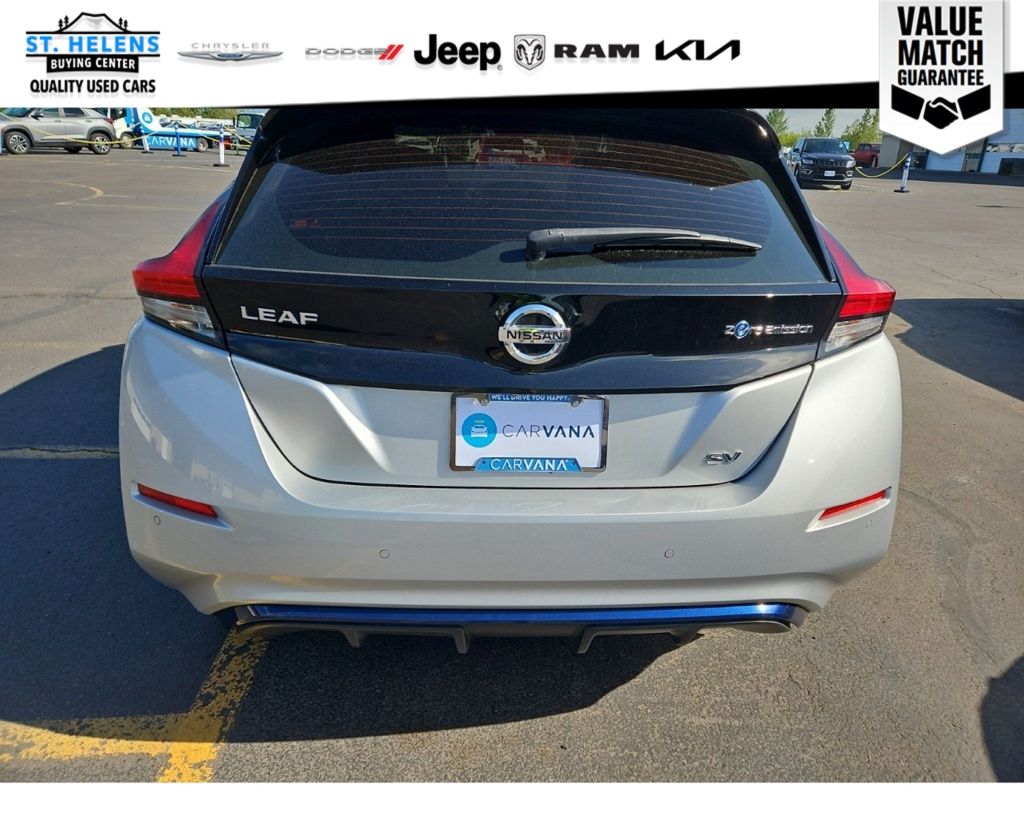 2022 Nissan LEAF SV FWD