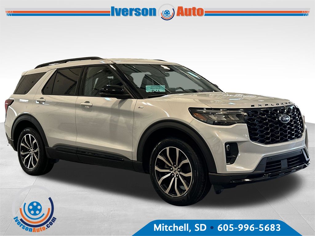 2026 Ford Explorer ST-Line AWD