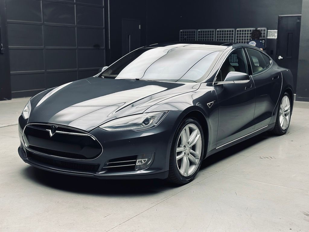 Gray 2015 Tesla Model S Sedan All-Wheel Drive 1-Speed Automatic